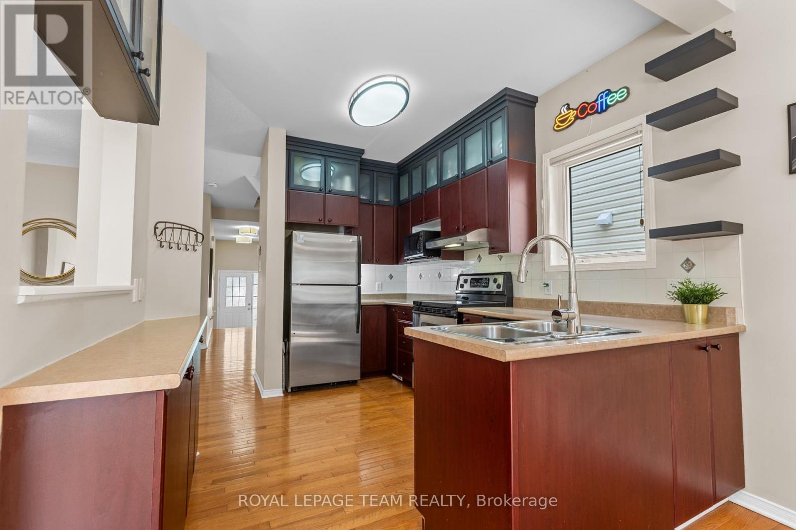 Photo 17 of 194 Glynn Avenue, Ottawa ON