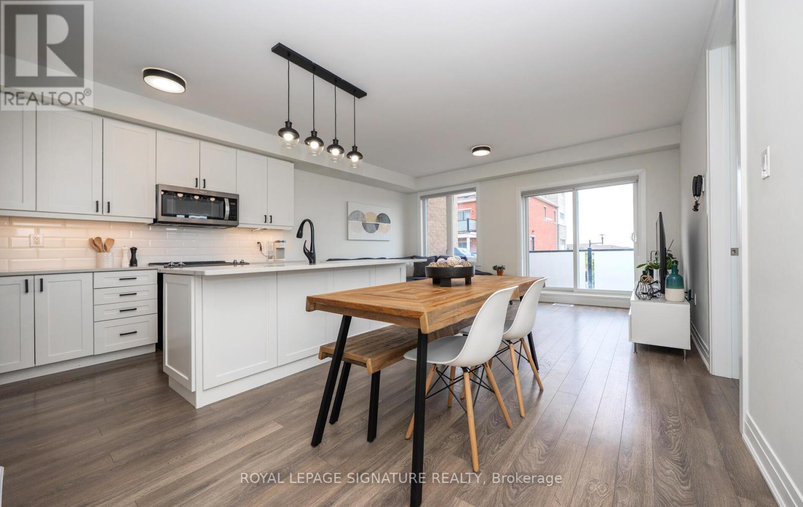Photo 1 of 101 1148 Dragonfly Avenue, Pickering ON