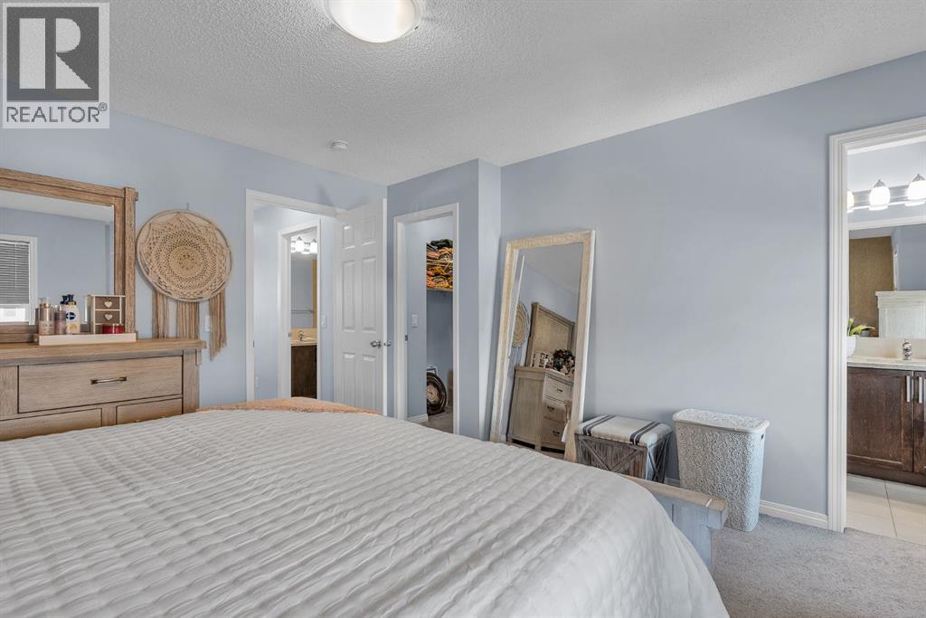 Single Family House for Sale in  Walgrove Rise SE Walden Calgary 