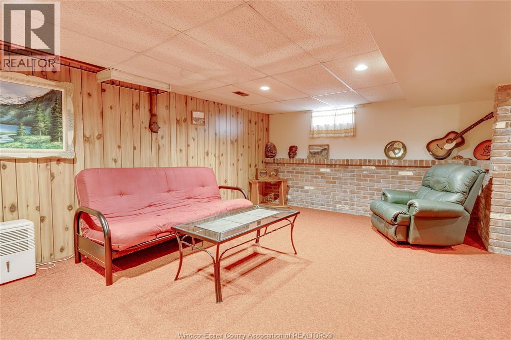 Photo 24 of 640 Bedford Avenue, Windsor ON