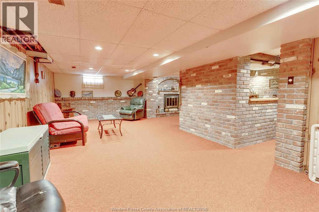 Photo 19 of 640 Bedford Avenue, Windsor ON