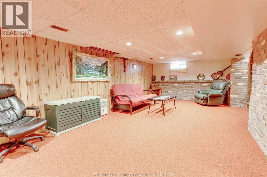 Photo 21 of 640 Bedford Avenue, Windsor ON