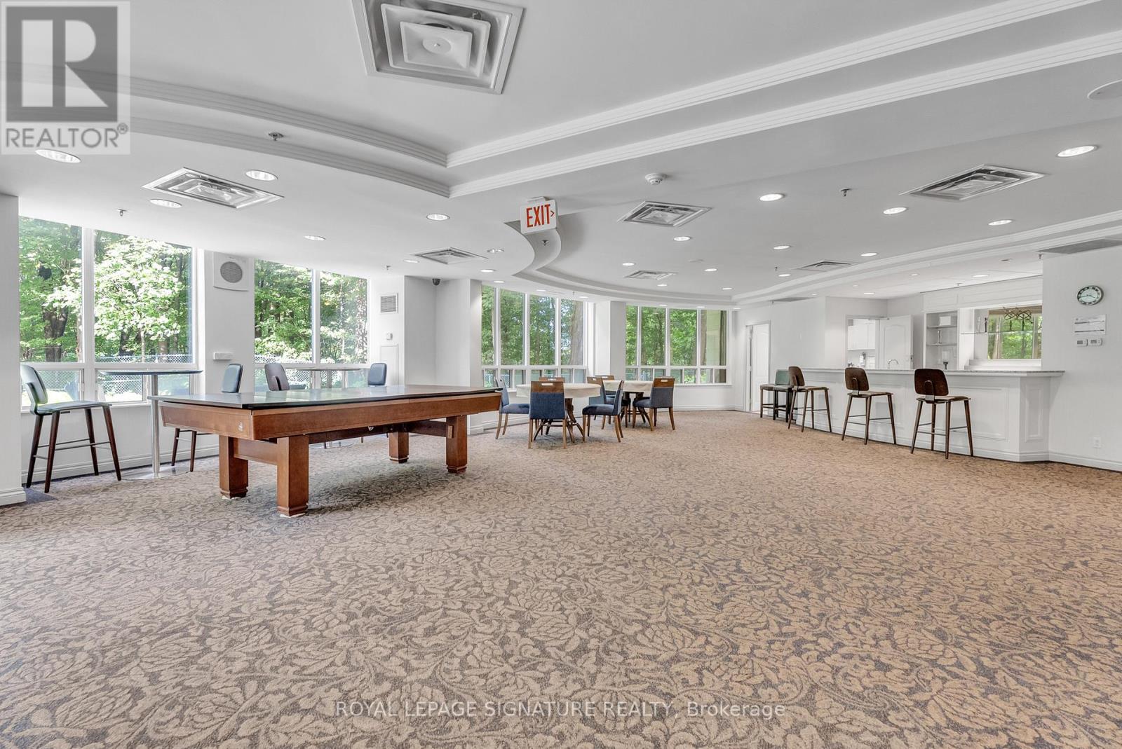 Photo 15 of 510 16 Dallimore Circle, Toronto ON
