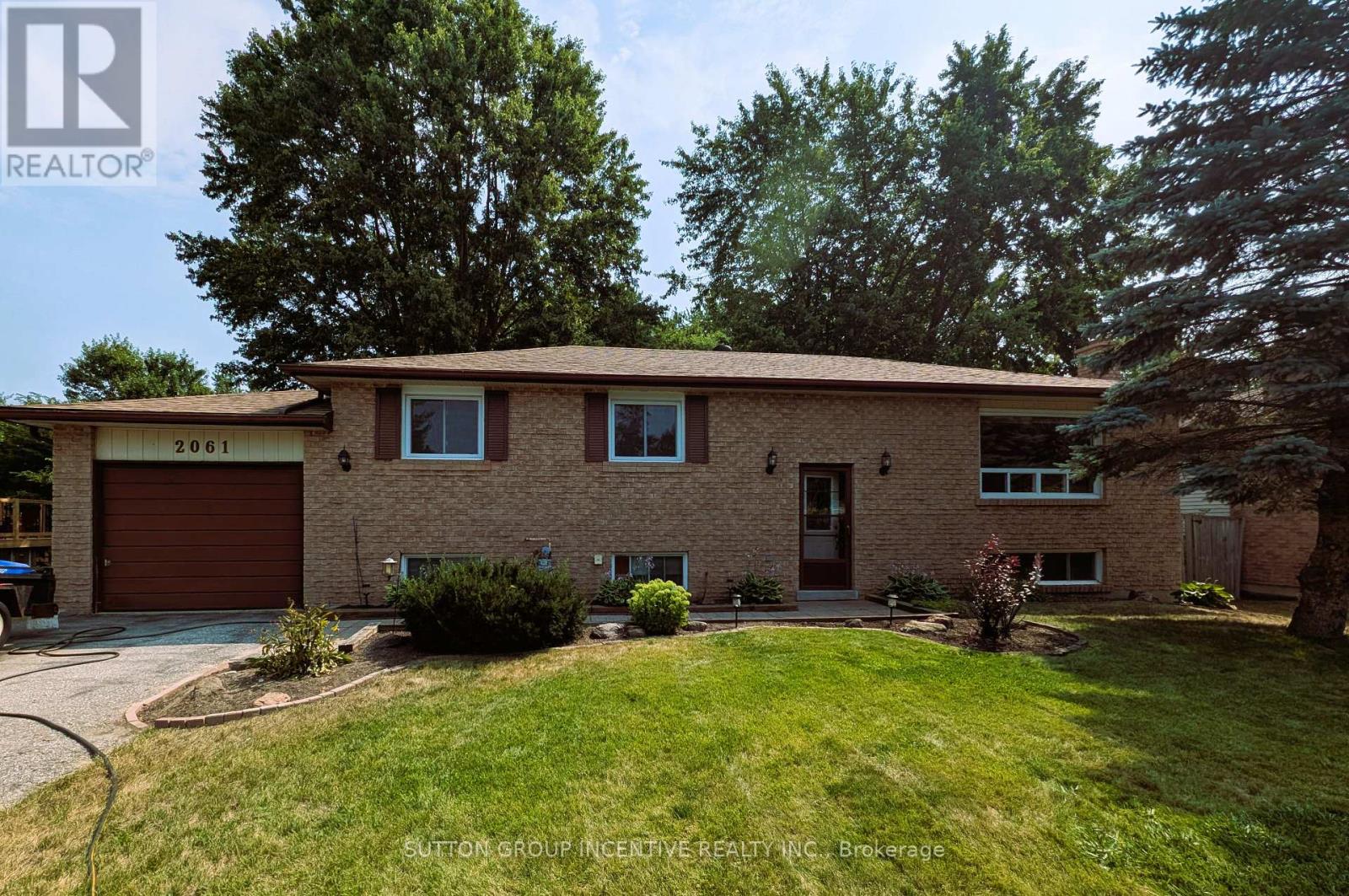 Photo 1 of 2061 Craig Road, Innisfil ON