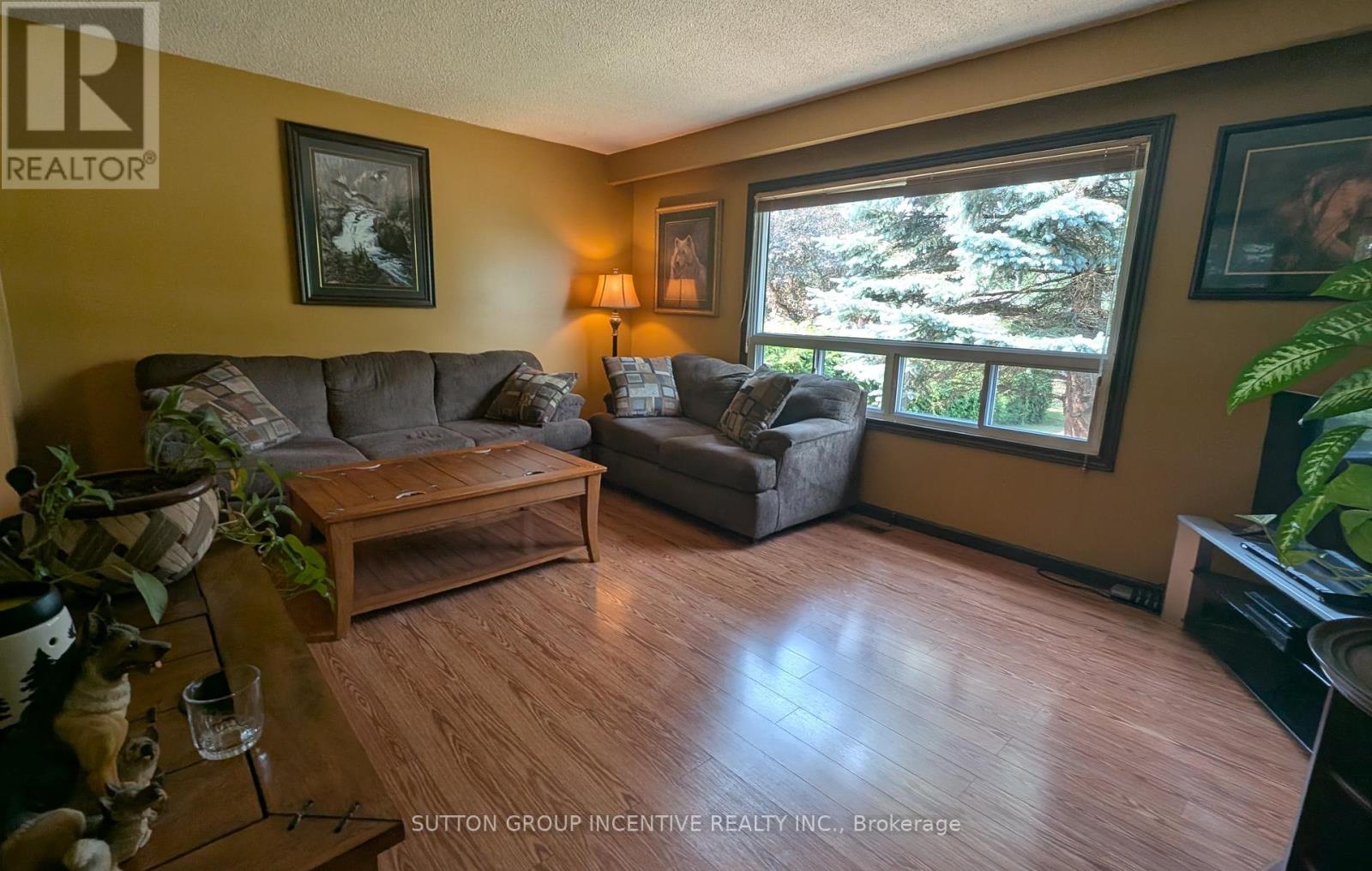 Photo 12 of 2061 Craig Road, Innisfil ON