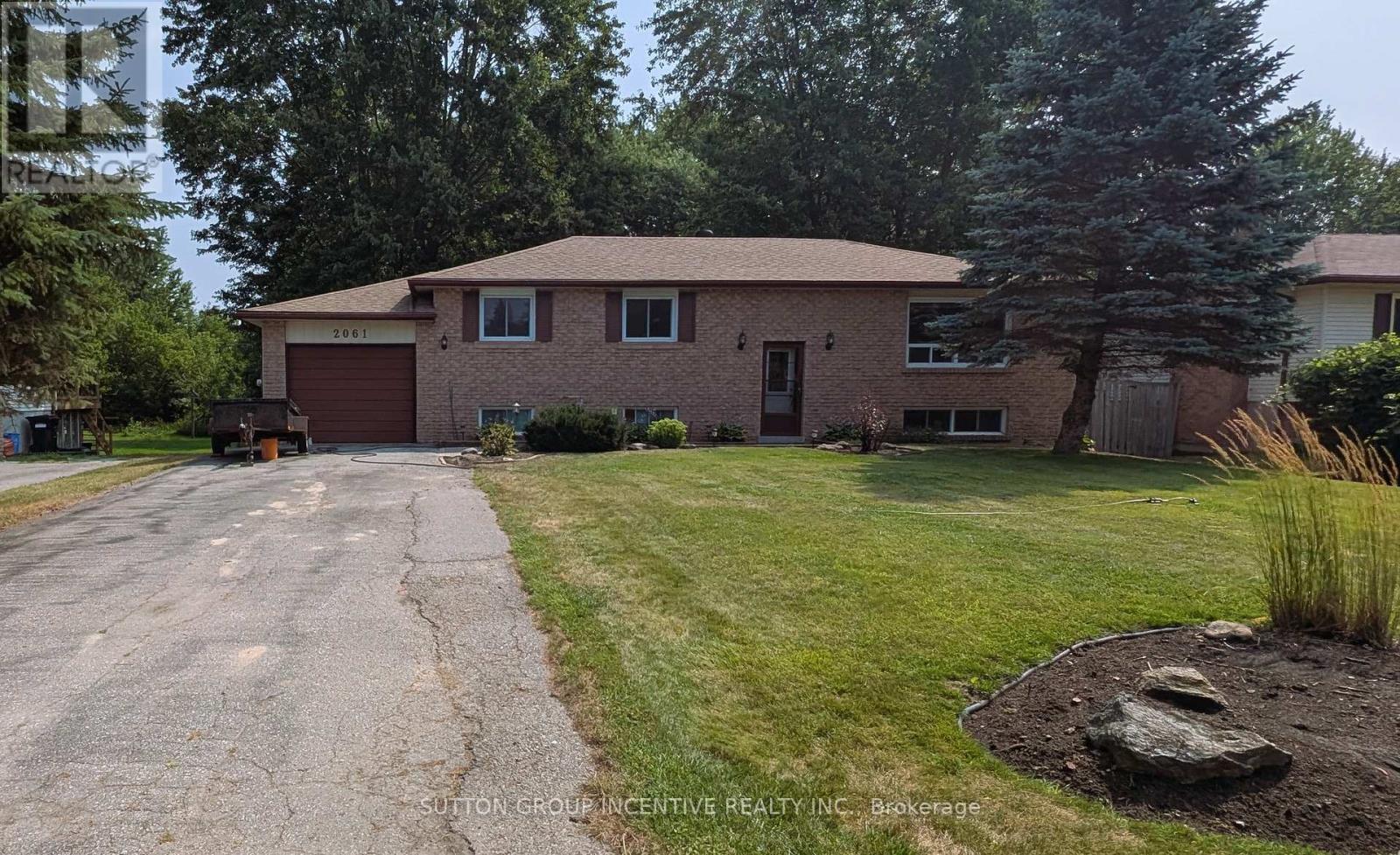 Photo 3 of 2061 Craig Road, Innisfil ON