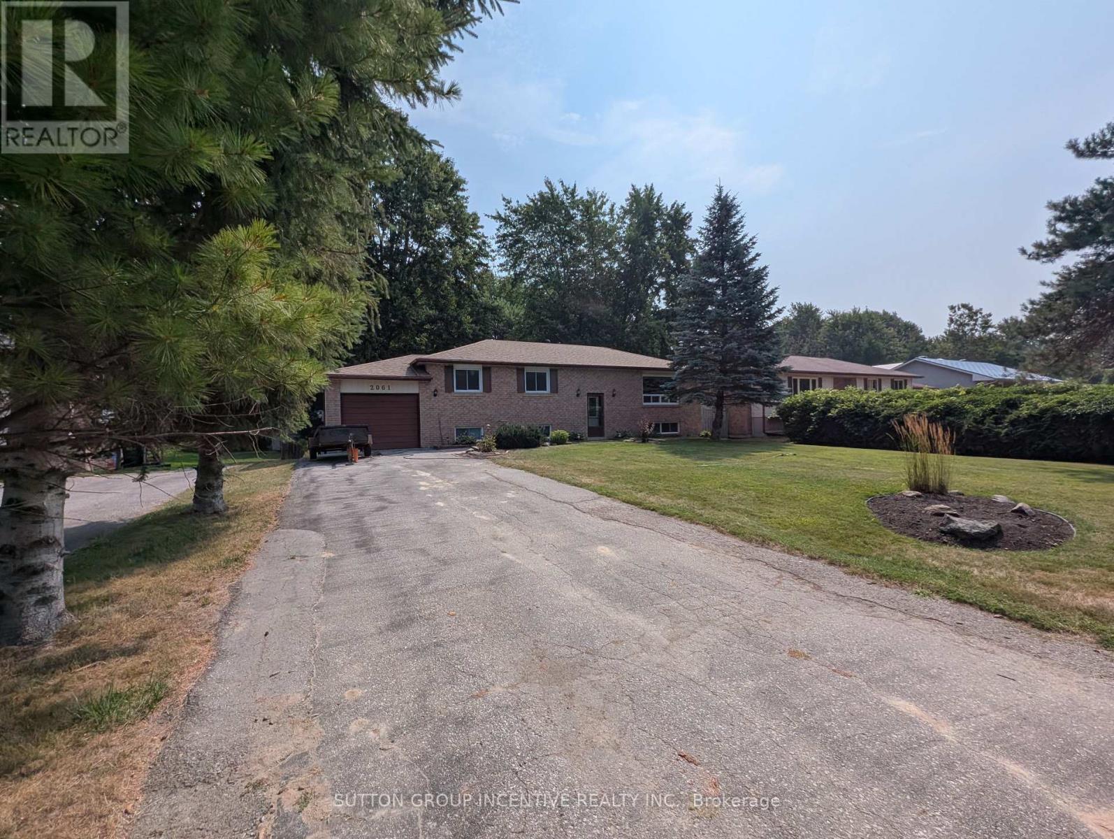 Photo 42 of 2061 Craig Road, Innisfil ON
