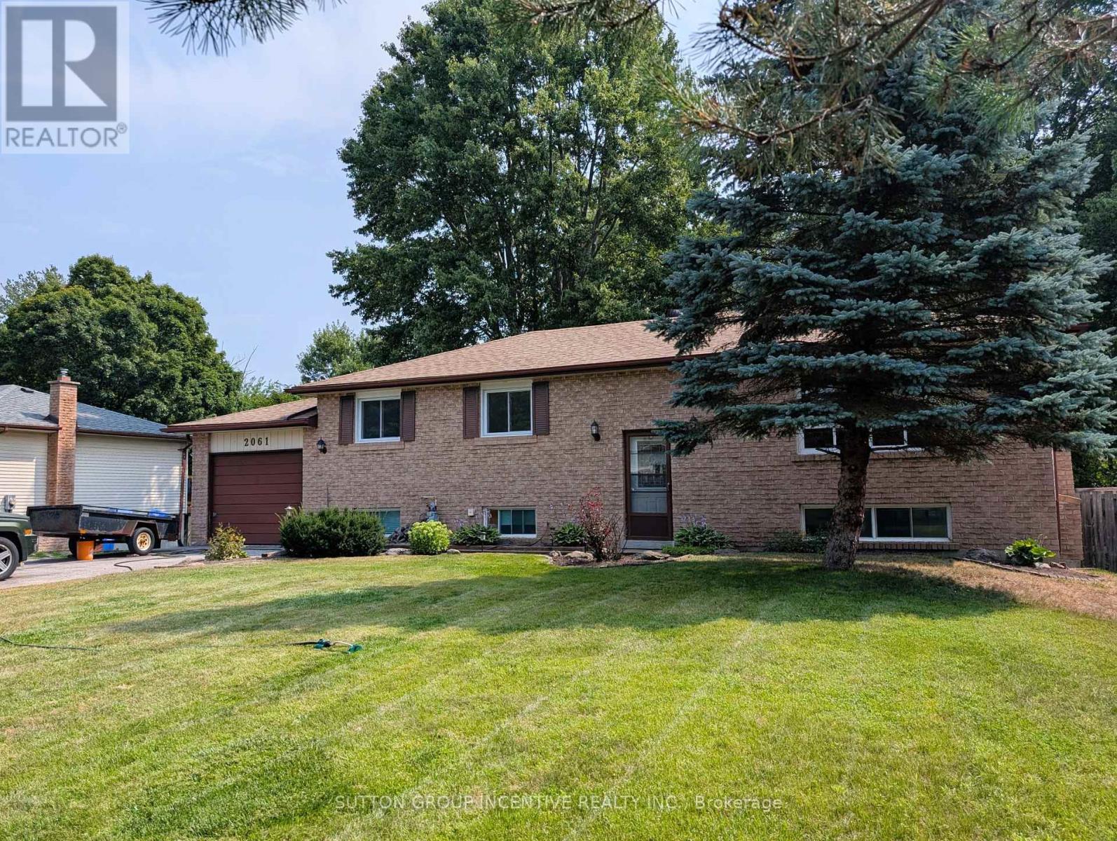 Photo 5 of 2061 Craig Road, Innisfil ON