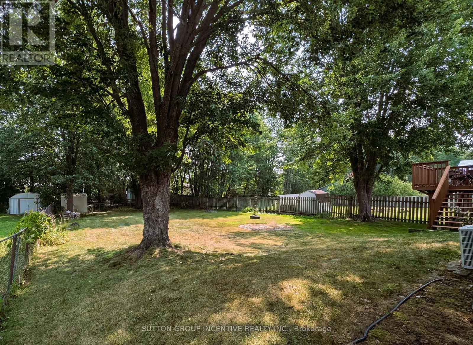 Photo 8 of 2061 Craig Road, Innisfil ON