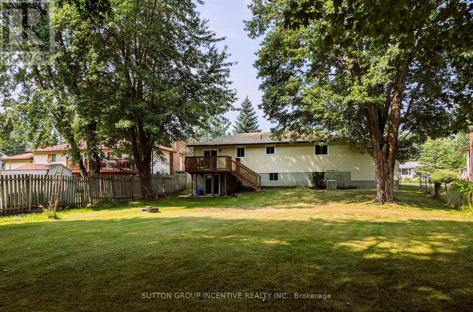 Photo 9 of 2061 Craig Road, Innisfil ON