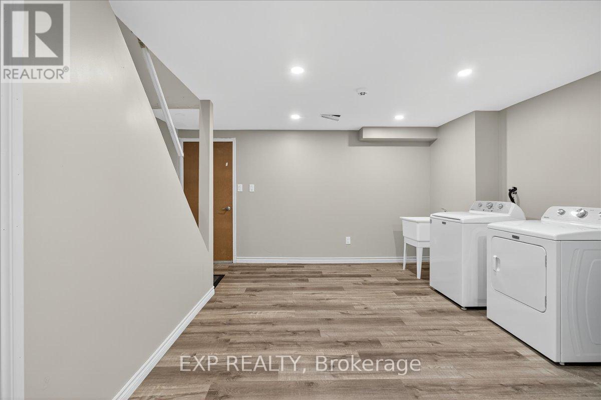 Photo 5 of 38 John W Taylor Avenue, New Tecumseth ON