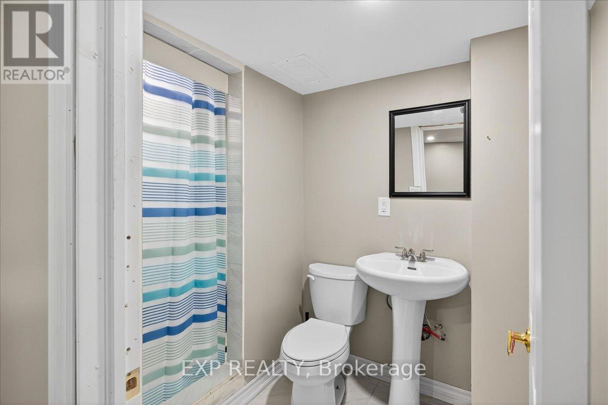 Photo 6 of 38 John W Taylor Avenue, New Tecumseth ON