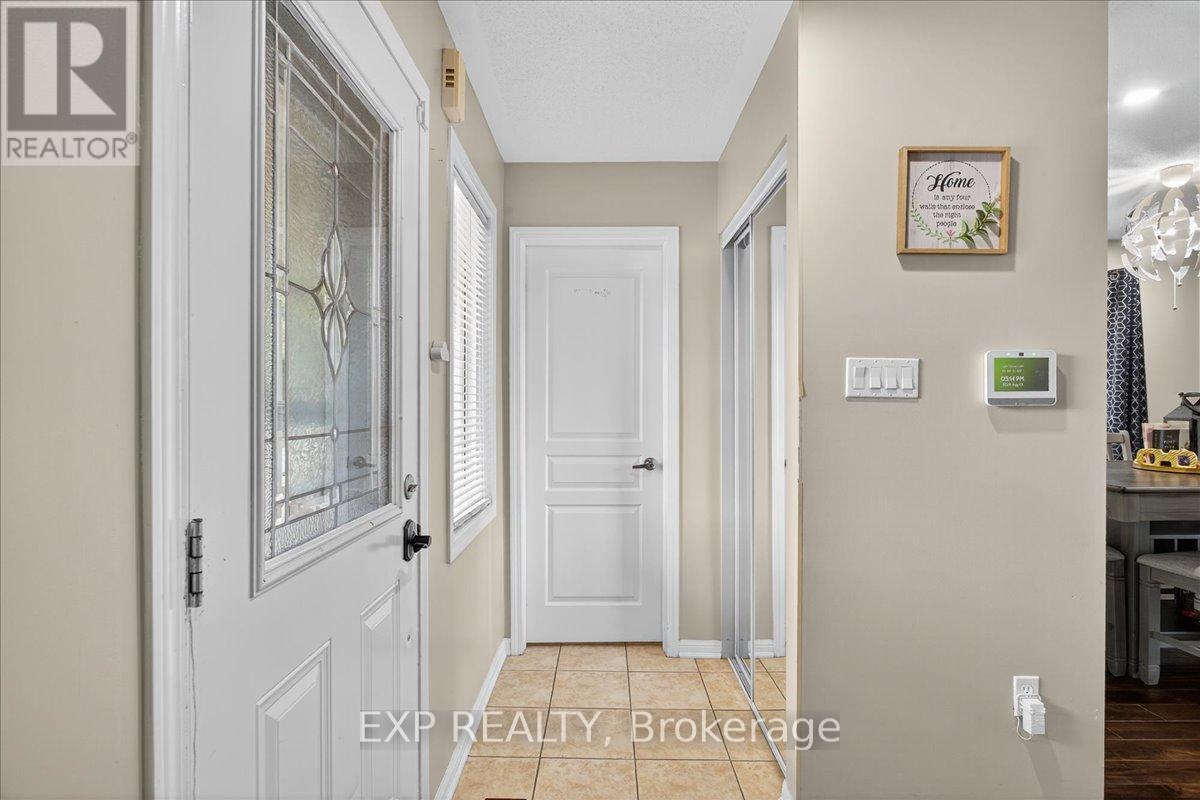 Photo 15 of 38 John W Taylor Avenue, New Tecumseth ON