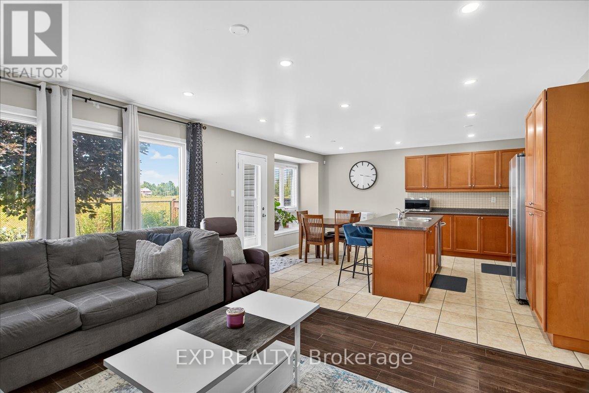 Photo 27 of 38 John W Taylor Avenue, New Tecumseth ON