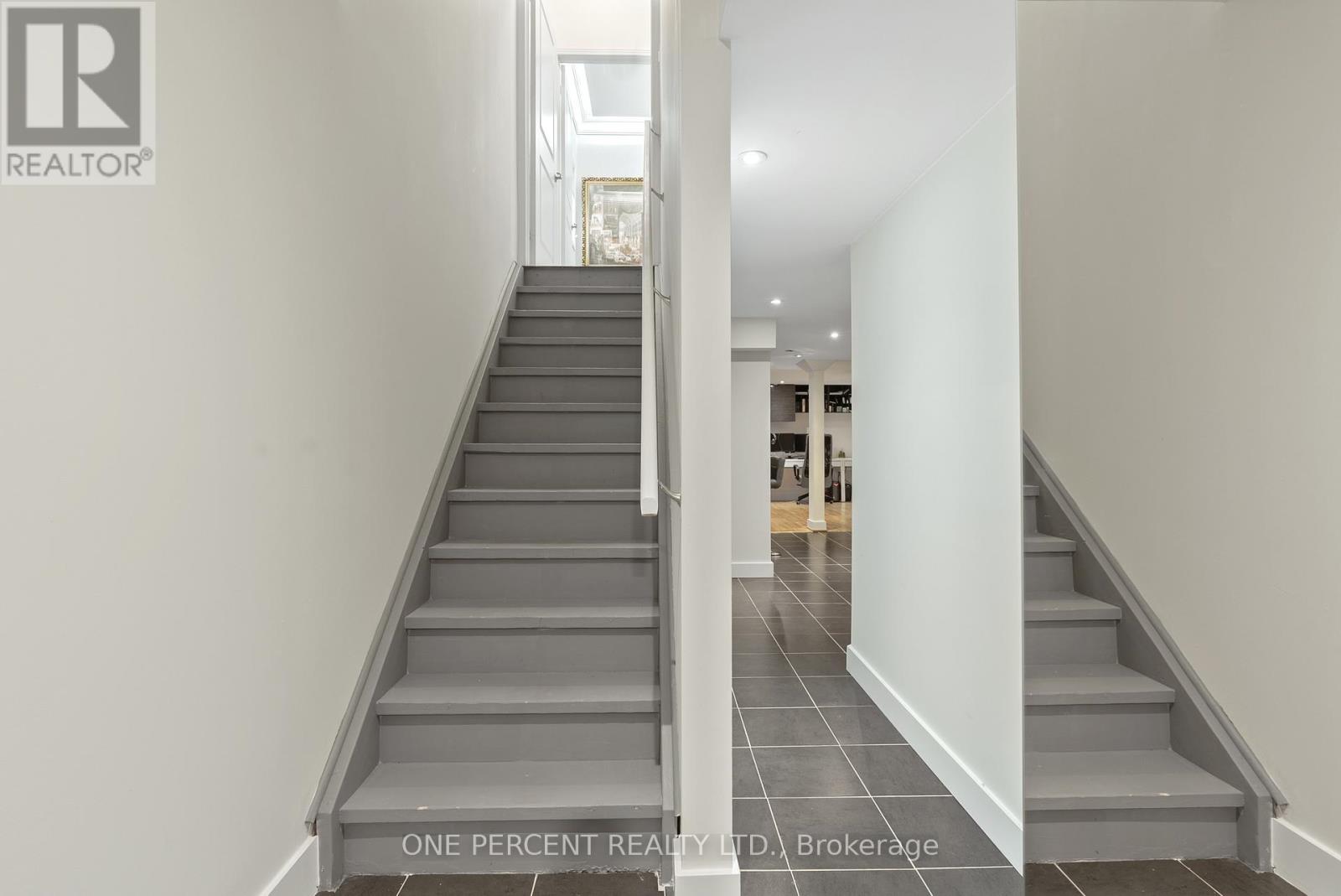 Photo 29 of 6 Duffel Crescent, Halton Hills ON