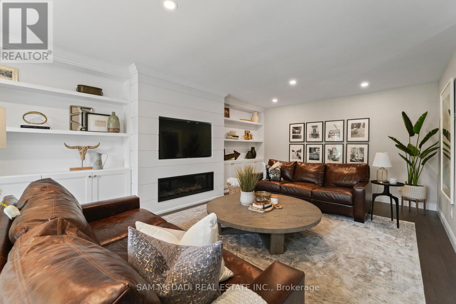 Photo 39 of 2592 Barrisdale Court, Mississauga ON