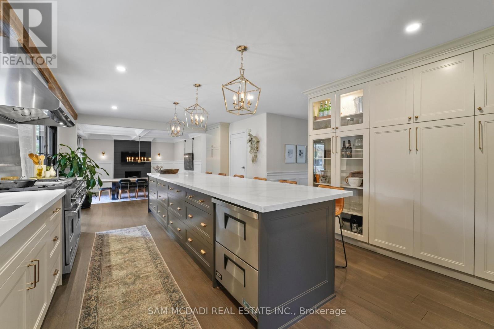Photo 21 of 2592 Barrisdale Court, Mississauga ON