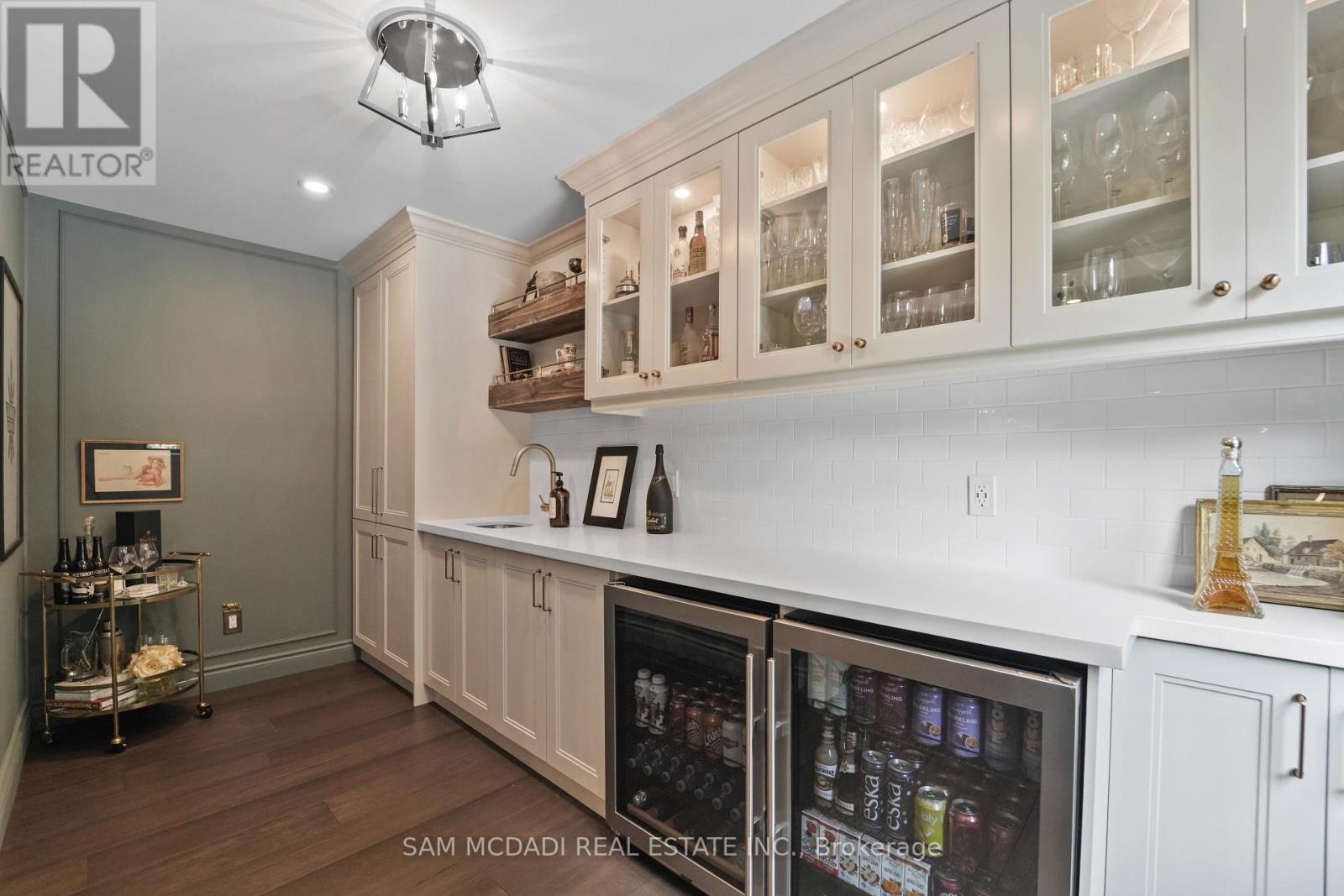 Photo 42 of 2592 Barrisdale Court, Mississauga ON