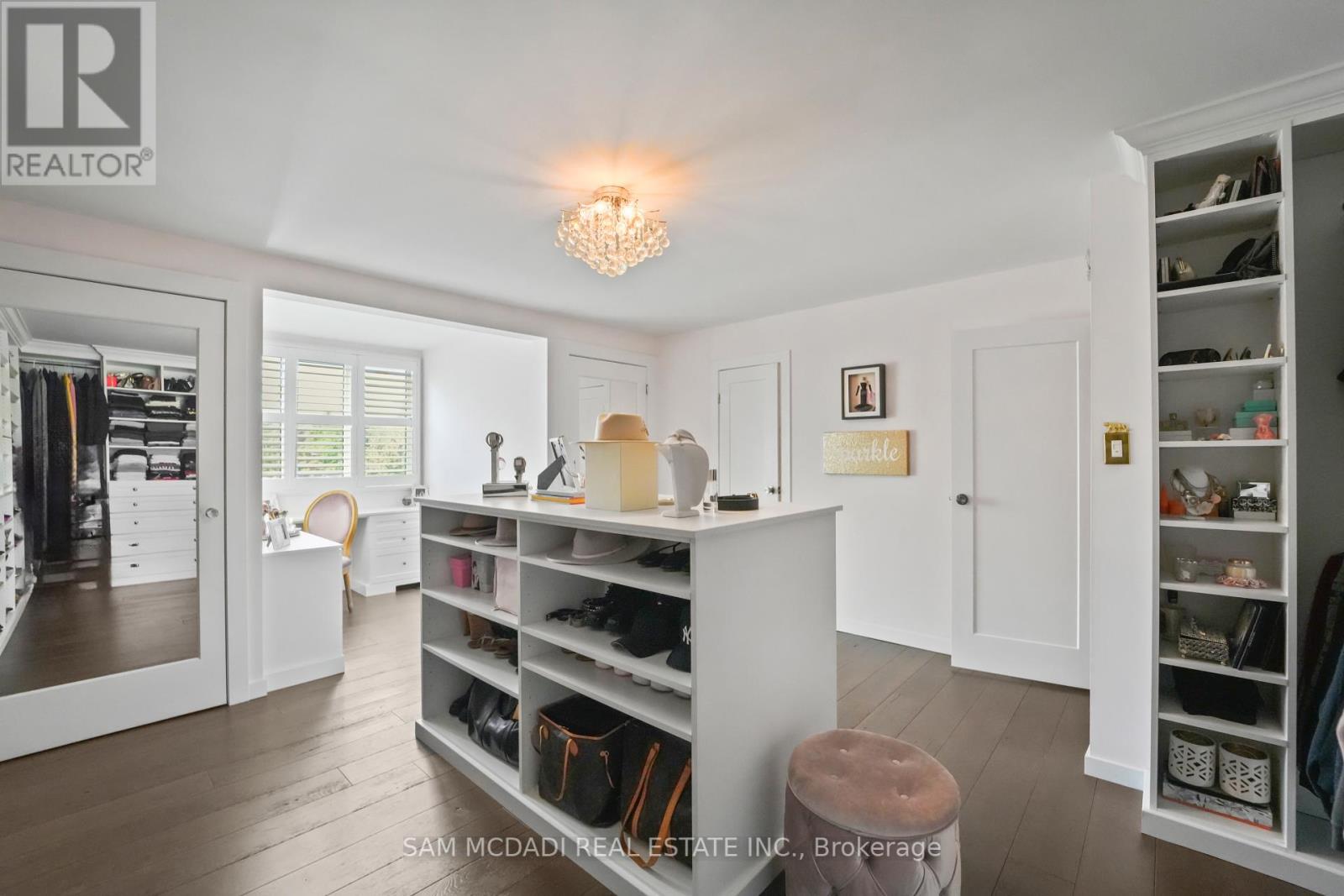 Photo 15 of 2592 Barrisdale Court, Mississauga ON