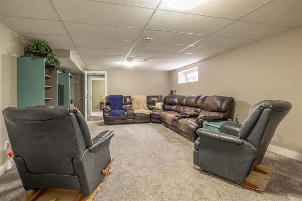 Photo 23 of 21 Slater Place, Steinbach MB