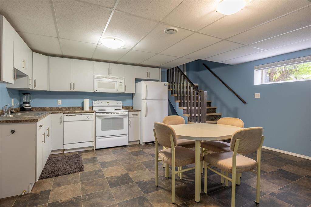 Photo 27 of 21 Slater Place, Steinbach MB
