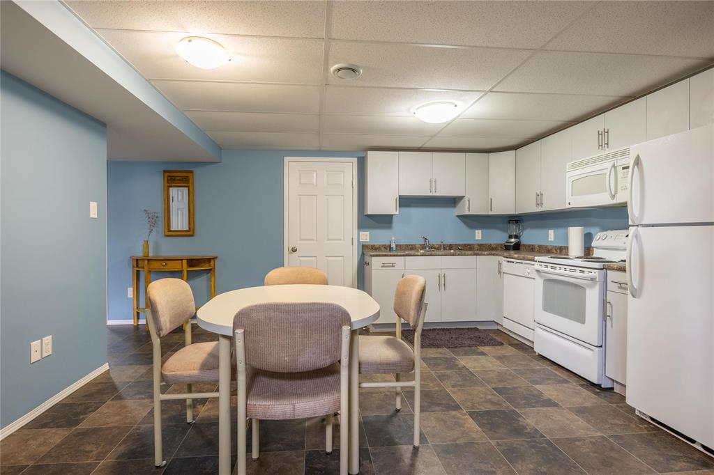 Photo 28 of 21 Slater Place, Steinbach MB