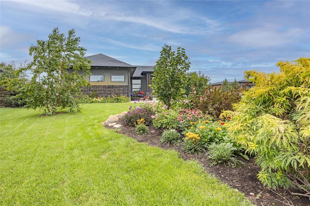 Photo 31 of 21 Slater Place, Steinbach MB