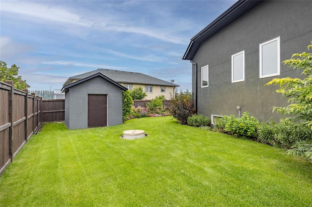 Photo 35 of 21 Slater Place, Steinbach MB