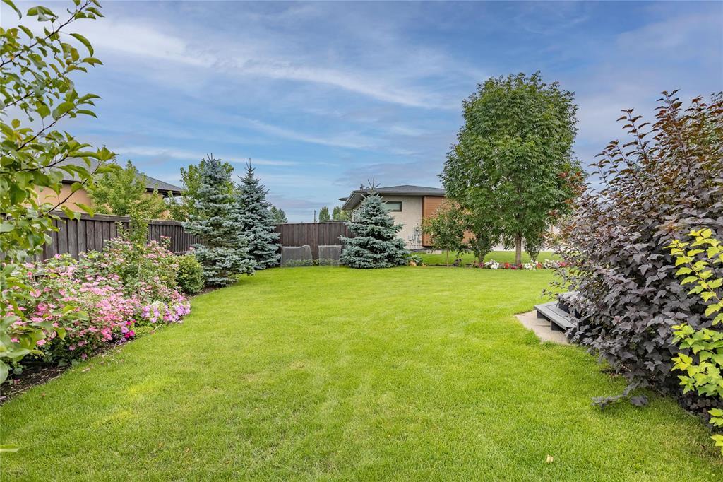 Photo 36 of 21 Slater Place, Steinbach MB