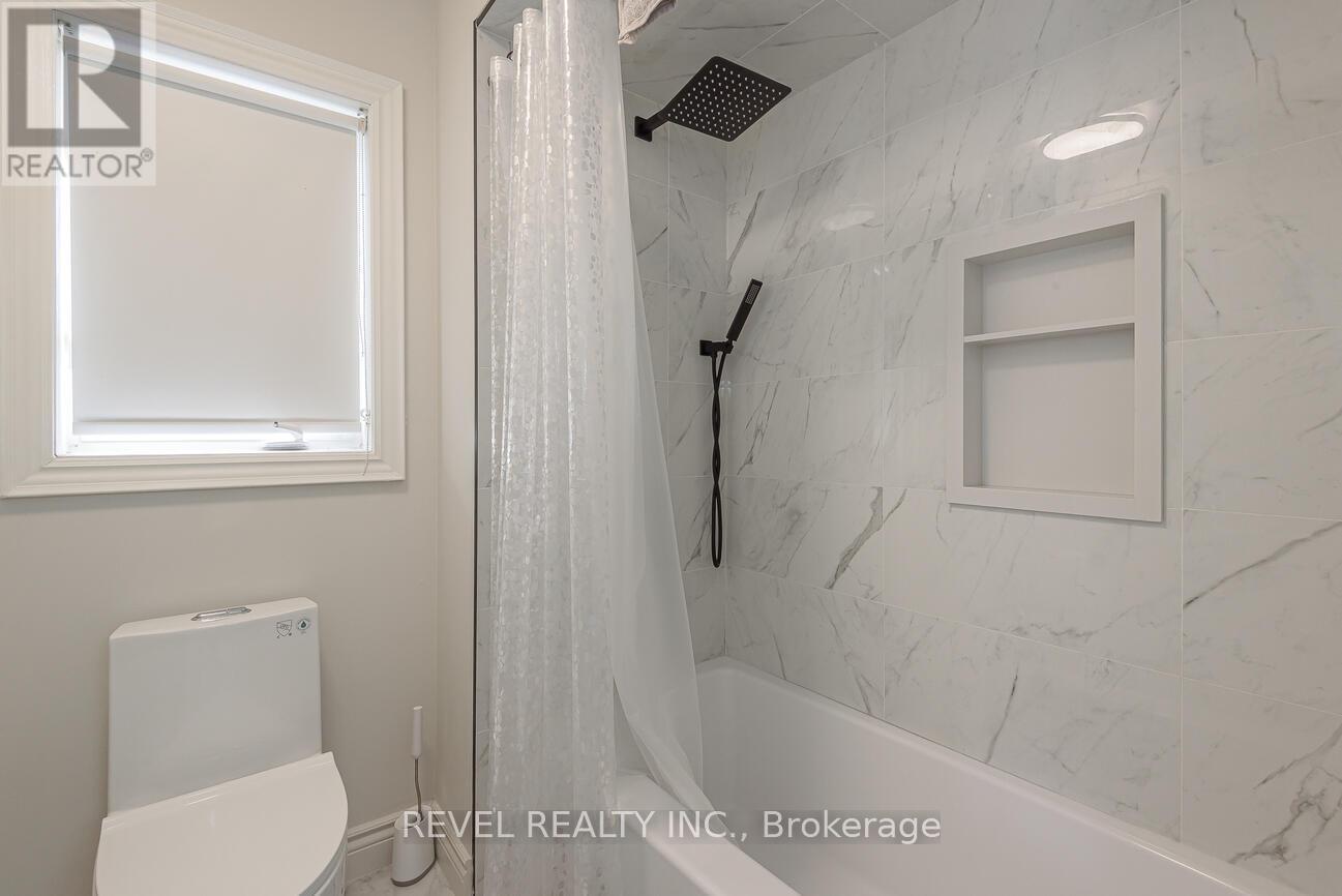 Photo 4 of 56 Redwillow Road, Brampton ON