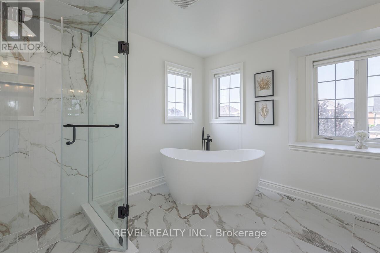 Photo 16 of 56 Redwillow Road, Brampton ON