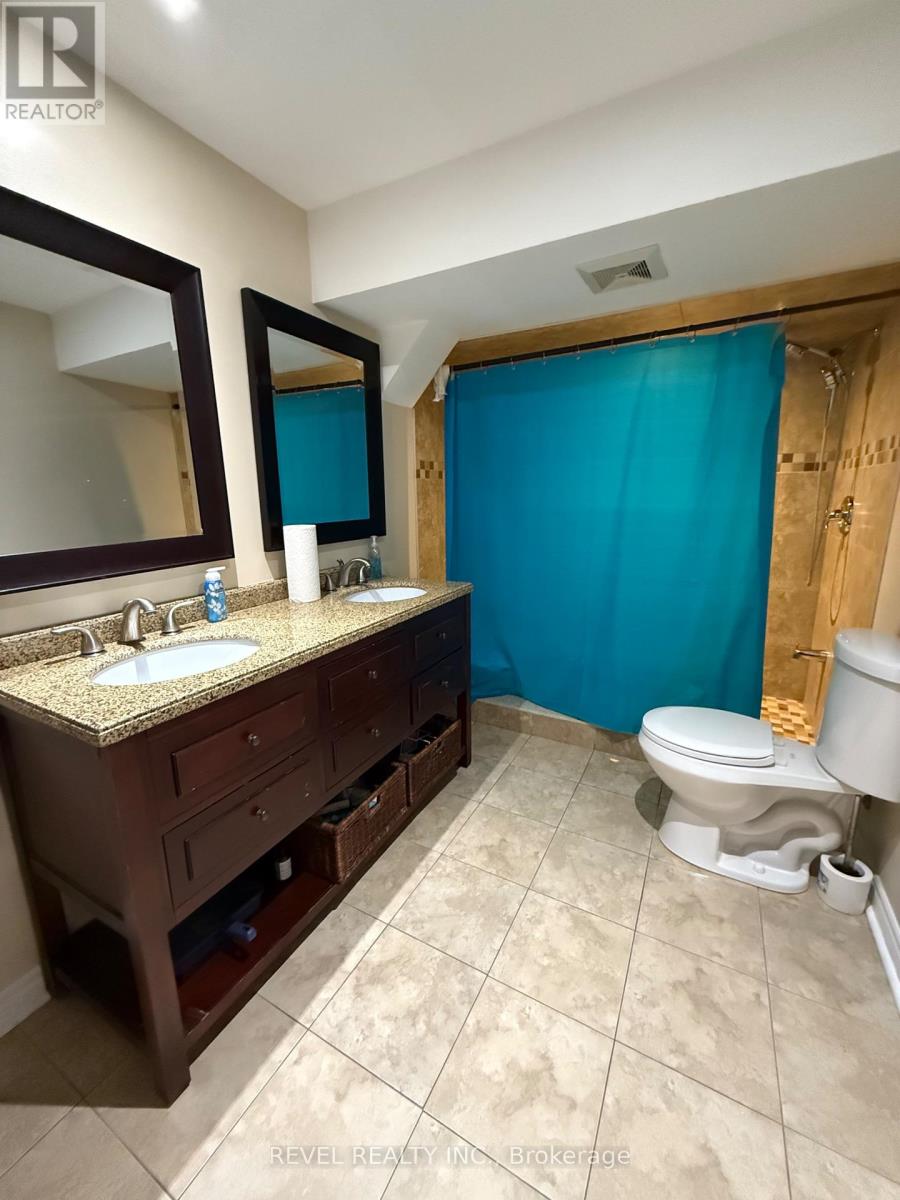 Photo 38 of 56 Redwillow Road, Brampton ON