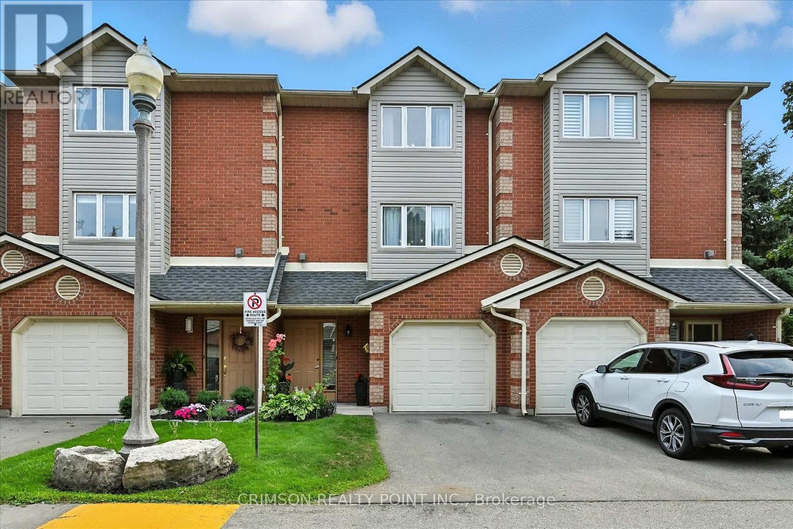 Photo 9 of 47 72 Stone Church Road W, Hamilton ON