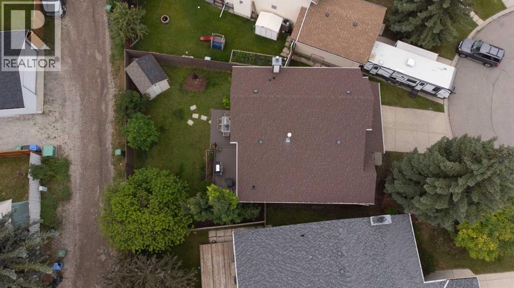 Single Family House for Sale in  Millside Place SW Millrise Calgary 