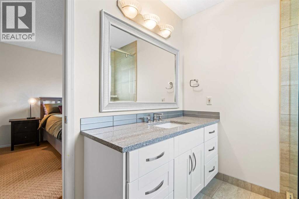 Single Family House for Sale in  Millside Place SW Millrise Calgary 