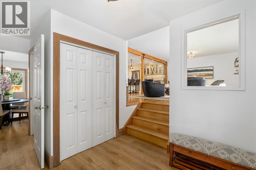 Single Family House 4 Level for Sale in  Vallance Crescent NW Varsity Calgary 
