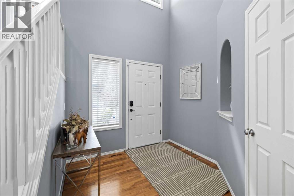 Single Family House for Sale in  Rocky Ridge Close NW Rocky Ridge Calgary 