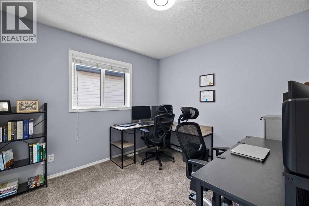 Single Family House for Sale in  Rocky Ridge Close NW Rocky Ridge Calgary 