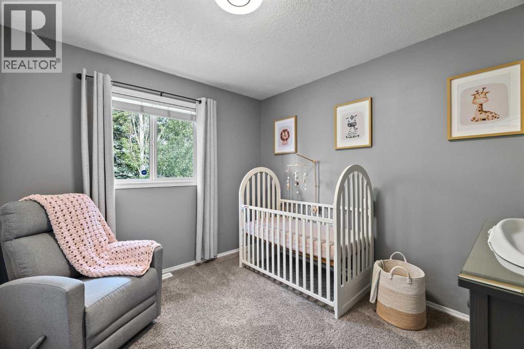 Single Family House for Sale in  Rocky Ridge Close NW Rocky Ridge Calgary 