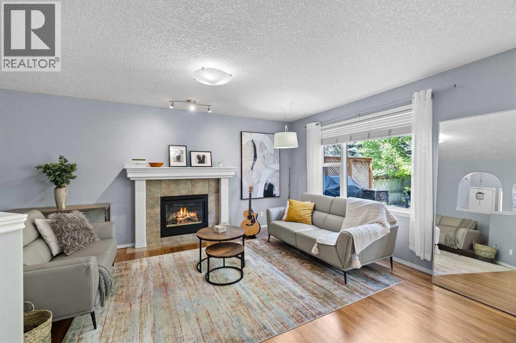 Single Family House for Sale in  Rocky Ridge Close NW Rocky Ridge Calgary 