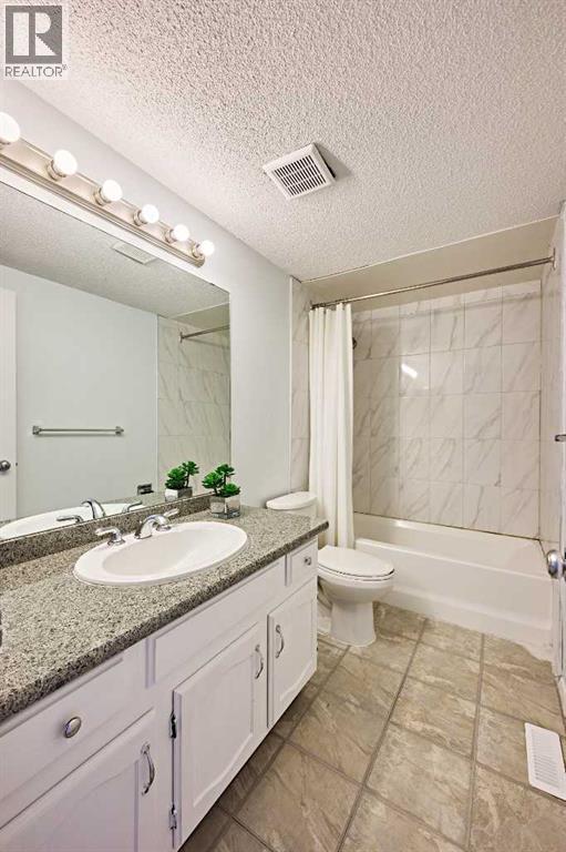 Single Family House for Sale in  Shawmeadows Crescent SW Shawnessy Calgary 