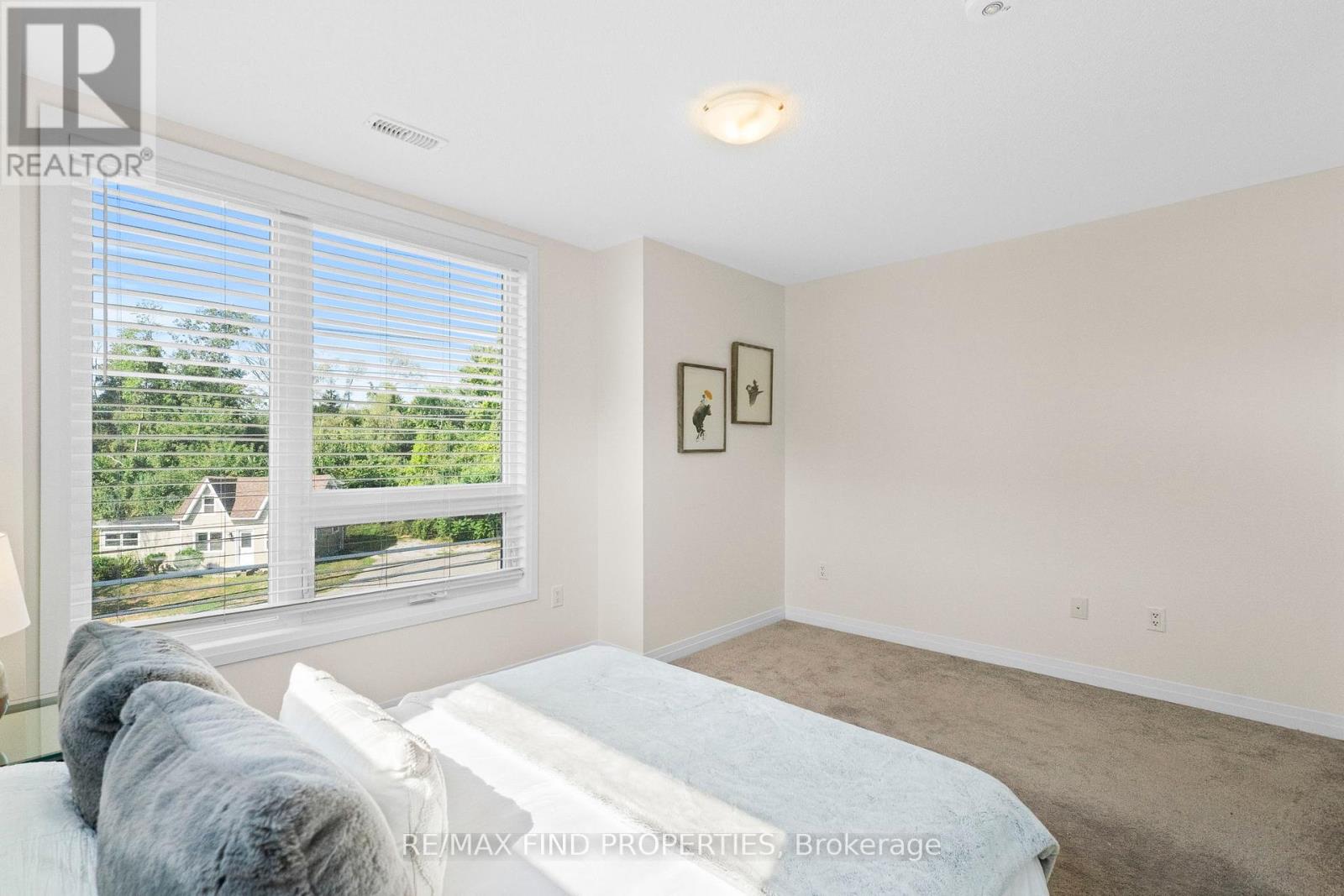 Photo 16 of 1622 Pleasure Valley Path, Oshawa ON