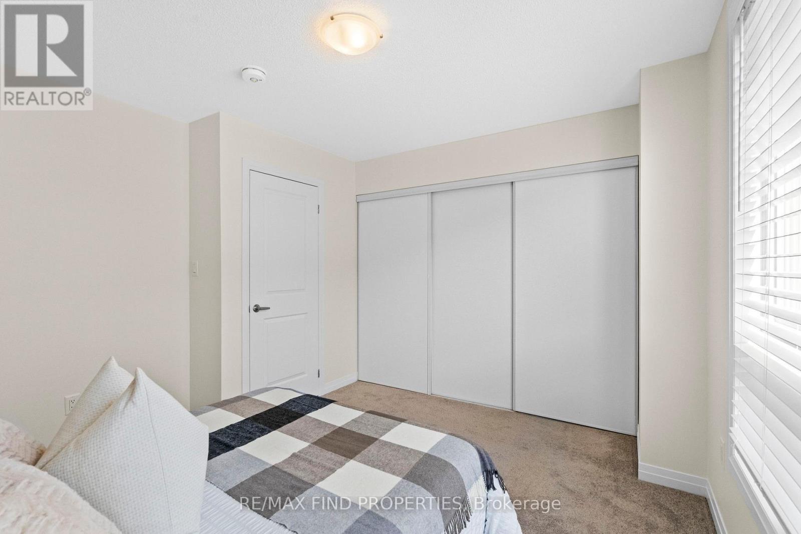 Photo 5 of 1622 Pleasure Valley Path, Oshawa ON
