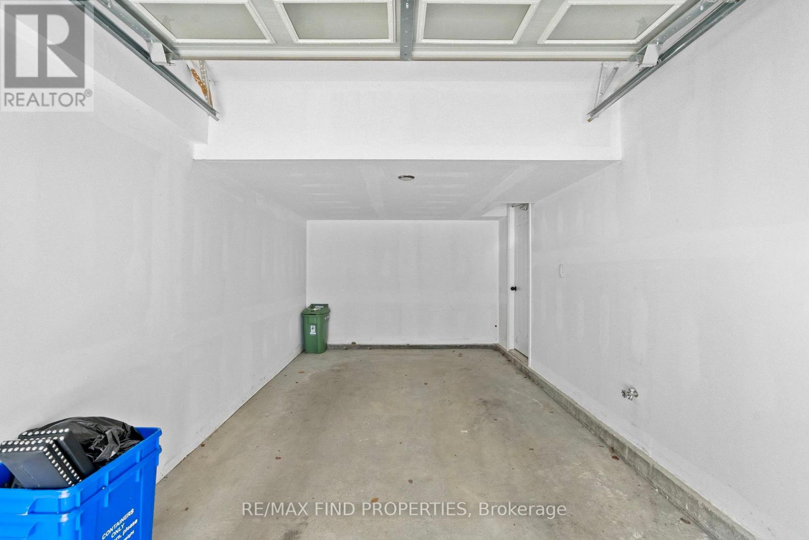 Photo 42 of 1622 Pleasure Valley Path, Oshawa ON