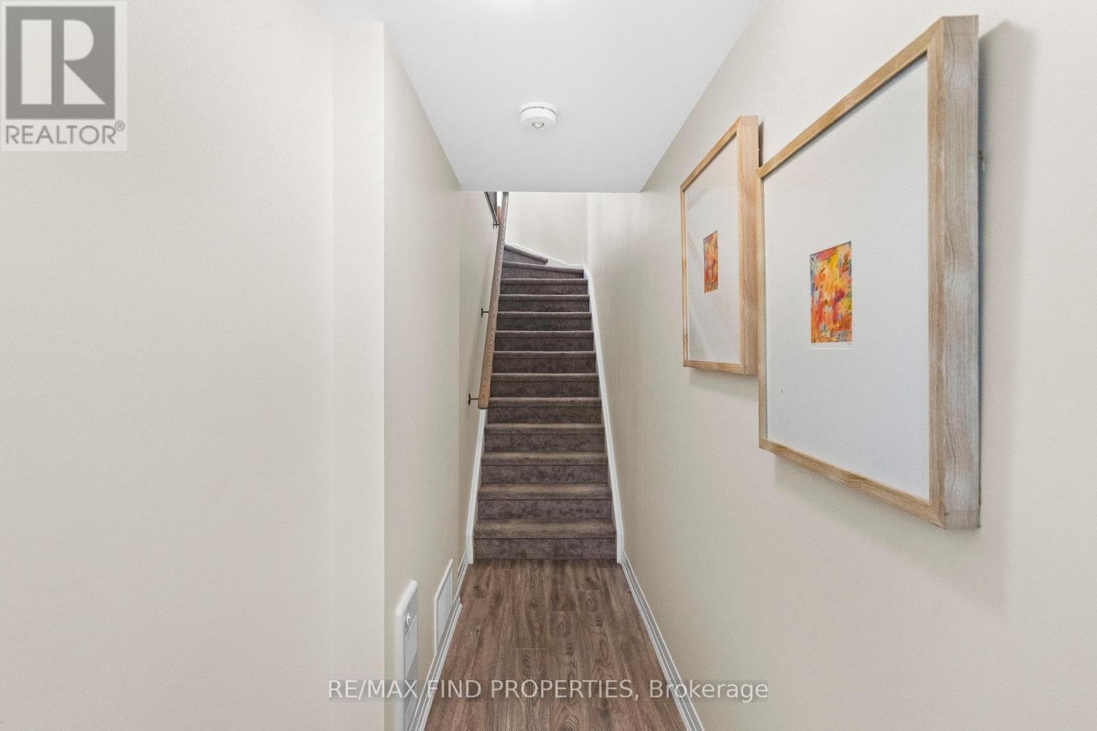 Photo 1 of 1622 Pleasure Valley Path, Oshawa ON