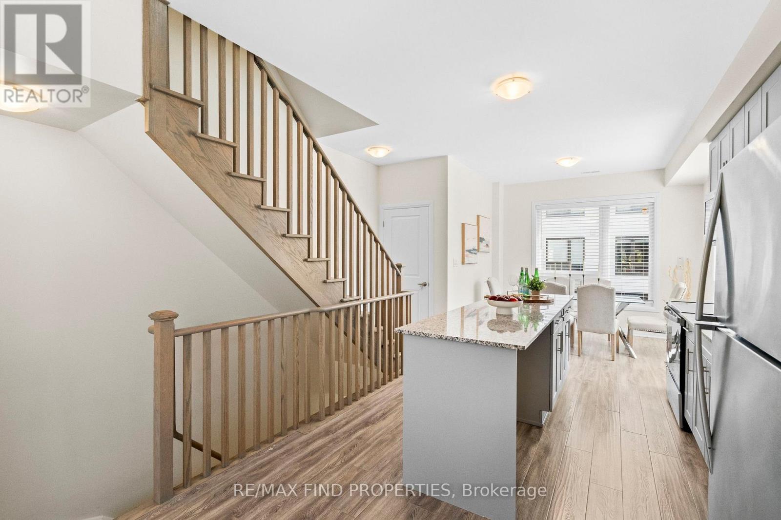 Photo 33 of 1622 Pleasure Valley Path, Oshawa ON
