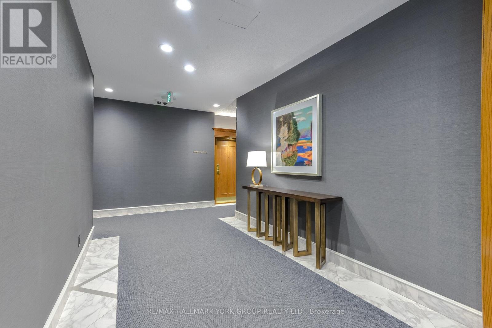 Photo 30 of 508 100 Observatory Lane, Richmond Hill ON