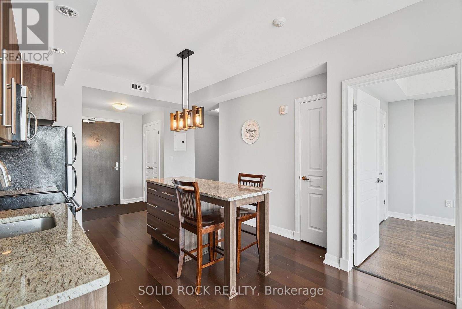 Photo 12 of 703 238 Besserer Street, Ottawa ON
