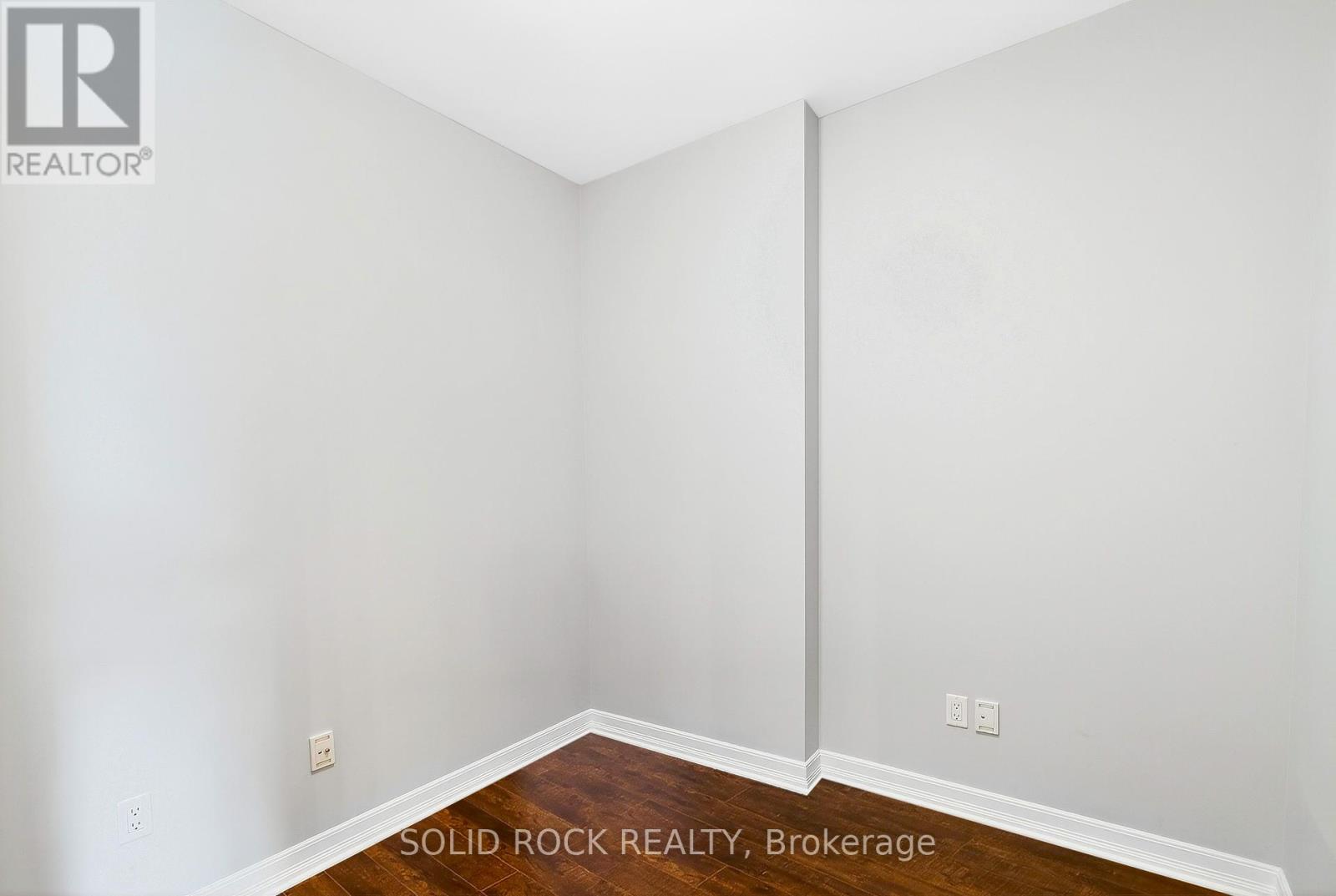Photo 17 of 703 238 Besserer Street, Ottawa ON