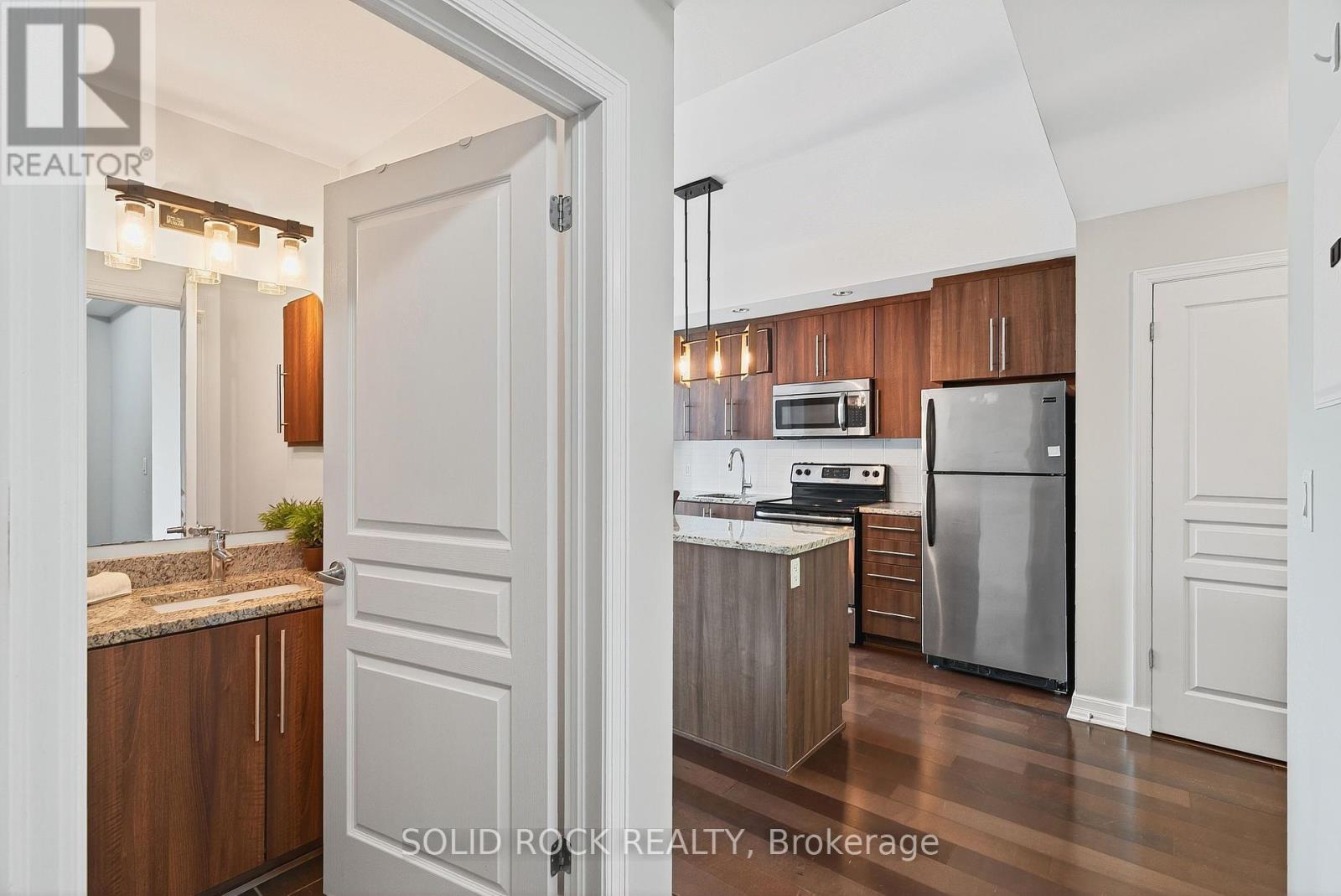 Photo 19 of 703 238 Besserer Street, Ottawa ON